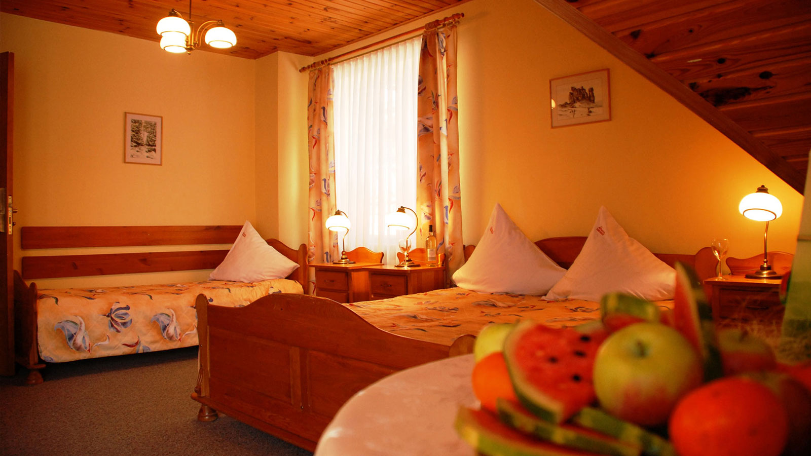 das Hotel in Polen des Berges Sudeten Karpacz